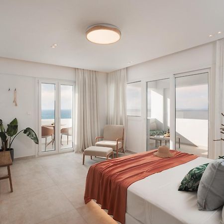Seanfinity Beachfront Suites 米科利维亚 外观 照片