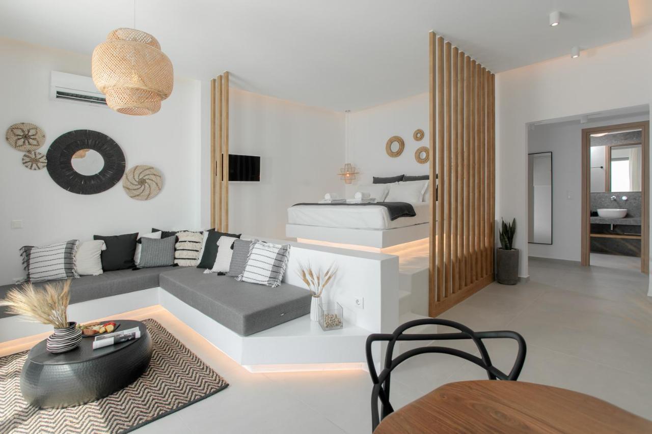 Seanfinity Beachfront Suites 米科利维亚 外观 照片